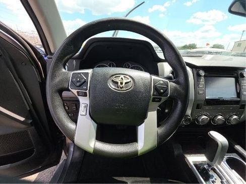 Used 2017 Toyota Tundra SR5 w/ SR5 Upgrade Package image 6