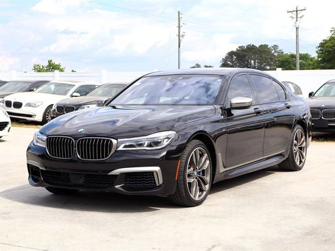 Used 2018 BMW M760i xDrive AWD/4WD image 3