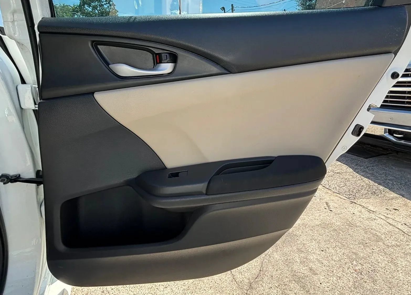 Used 2018 Honda Civic LX image 18