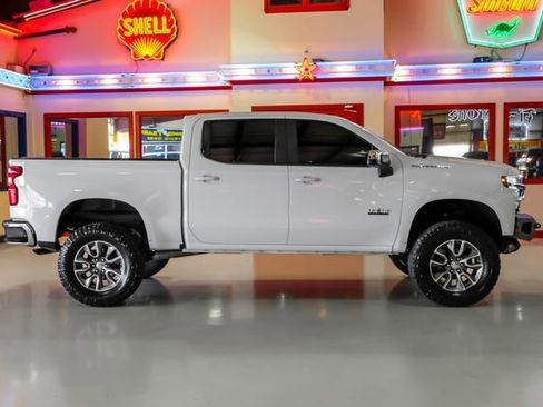 Used 2021 Chevrolet Silverado 1500 LT w/ Texas Edition Plus image 10