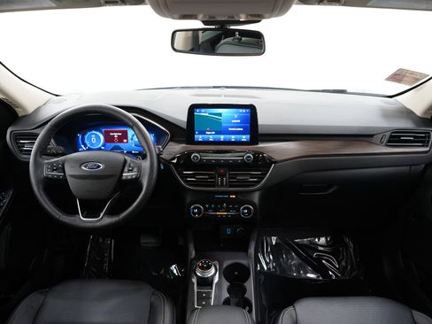 Used 2020 Ford Escape Titanium AWD/4WD image 13