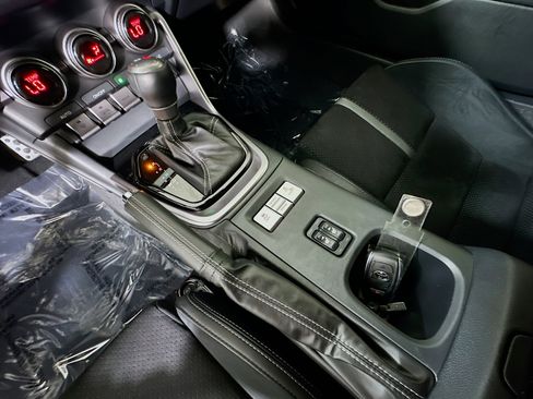 Used 2025 Toyota GR86 Premium RWD image 22