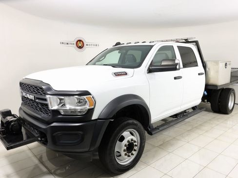 Used 2022 RAM 5500 Tradesman w/ Max Tow Package image 4