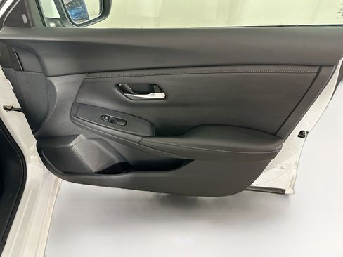 Used 2024 Nissan Sentra SV image 29