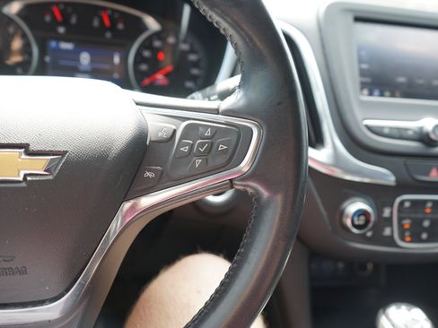 Used 2020 Chevrolet Equinox LT w/ Midnight Edition FWD image 12