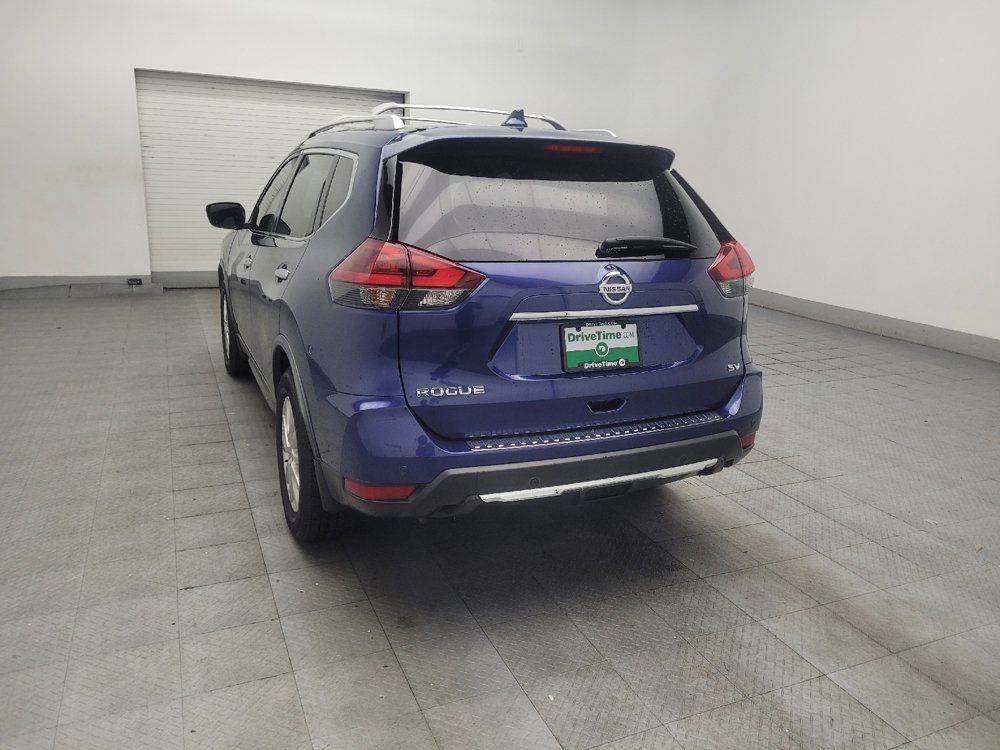 Used 2020 Nissan Rogue SV FWD image 5
