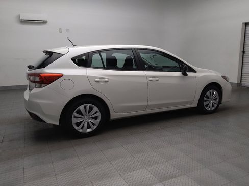 Used 2019 Subaru Impreza 2.0i image 10