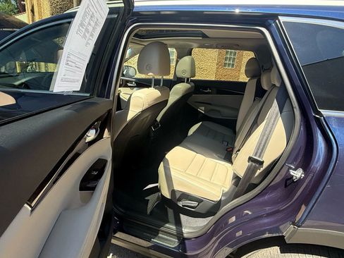 Used 2020 Kia Sorento EX image 33