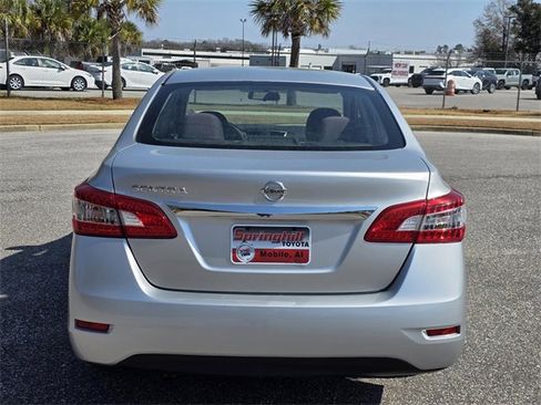 Used 2015 Nissan Sentra S image 3