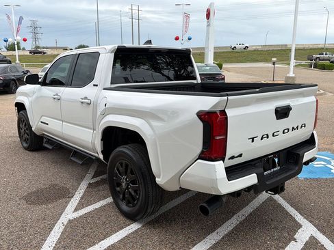 Used 2024 Toyota Tacoma SR5 image 5
