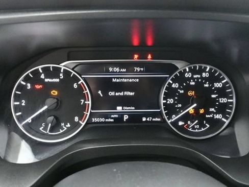 Used 2023 Nissan Rogue S AWD/4WD image 19