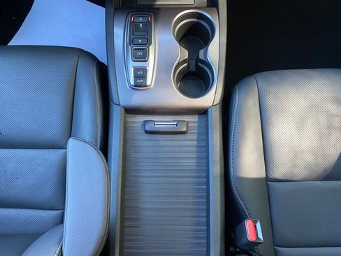 Used 2023 Honda Passport EX-L image 15