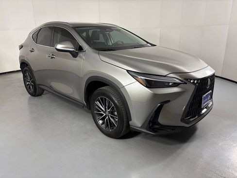 Used 2024 Lexus NX 250 FWD w/ Cold Area Package image 2