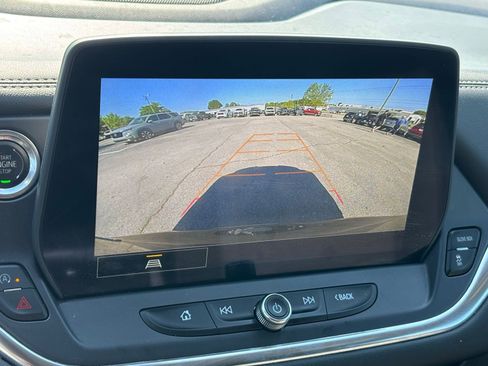 Used 2025 Chevrolet Blazer LT image 10