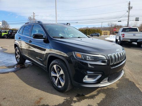 Used 2019 Jeep Cherokee Limited AWD/4WD image 20