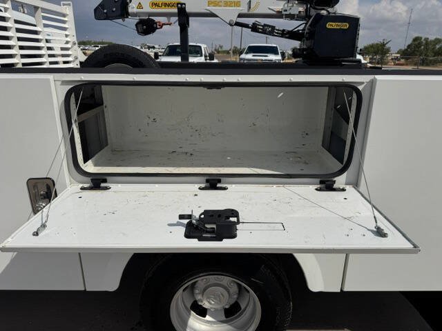 Used 2024 RAM 3500 Tradesman AWD/4WD image 19
