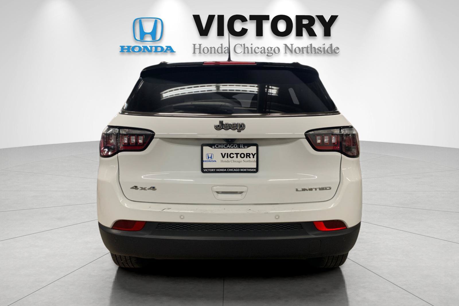 Used 2025 Jeep Compass Limited AWD/4WD image 5