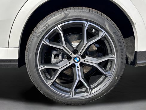 Used 2026 BMW X6 xDrive40i w/ Premium Package AWD/4WD image 37