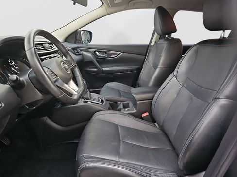 Used 2018 Nissan Rogue Sport SL image 17