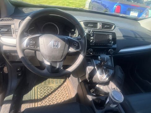 Used 2017 Honda CR-V LX image 4