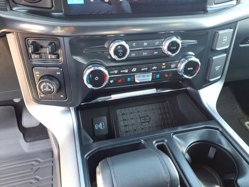 Used 2024 Ford F150 Platinum w/ Equipment Group 702A High image 17