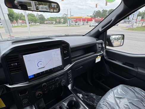 New 2026 Ford F150 STX w/ F-150 LOBO Package AWD/4WD image 13