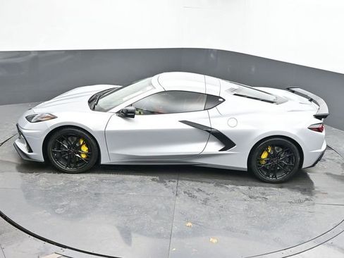 New 2026 Chevrolet Corvette Stingray Premium Cpe w/ Z51 Performance Package image 32