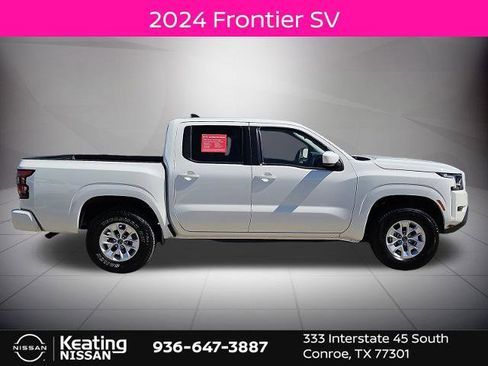 Certified 2024 Nissan Frontier SV image 2
