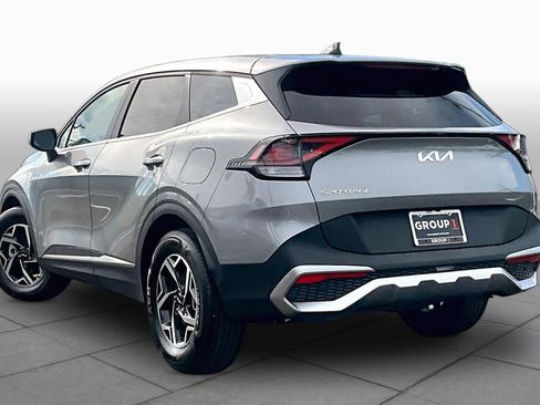 Used 2025 Kia Sportage LX FWD image 12