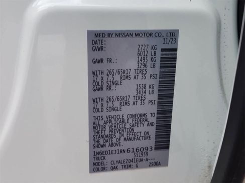 Used 2024 Nissan Frontier SL w/ Technology Package image 32