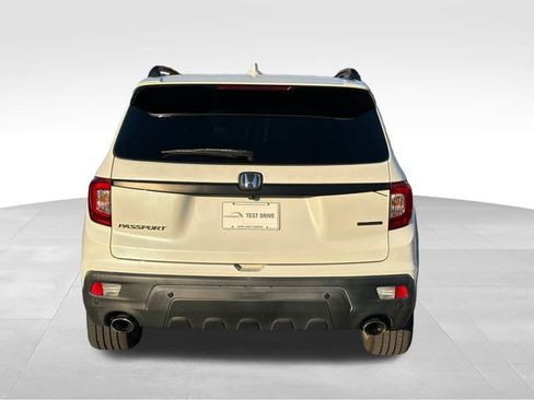 Used 2019 Honda Passport Touring image 4