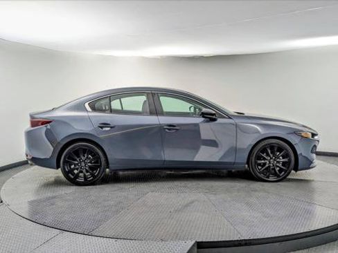 Used 2024 MAZDA MAZDA3 s image 6