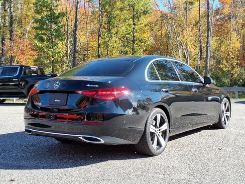 Used 2023 Mercedes-Benz C 300 4MATIC Sedan image 4