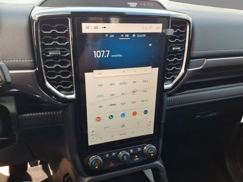 New 2025 Ford Ranger Lariat w/ FX4 Off-Road Package image 23