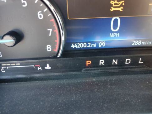 Used 2023 Ford Explorer XLT w/ Equipment Group 202A AWD/4WD image 8