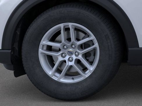 Used 2026 Ford Explorer Active RWD image 19