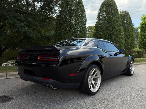 Used 2020 Dodge Challenger R/T Scat Pack RWD image 13