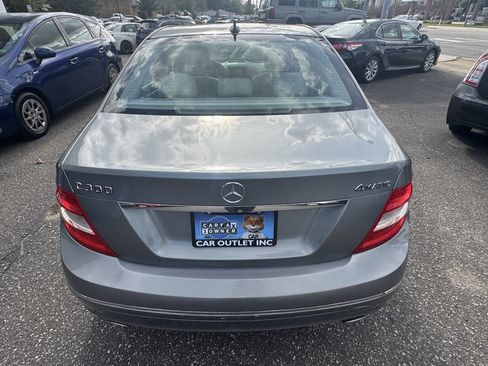 Used 2010 Mercedes-Benz C 300 4MATIC Sedan image 9