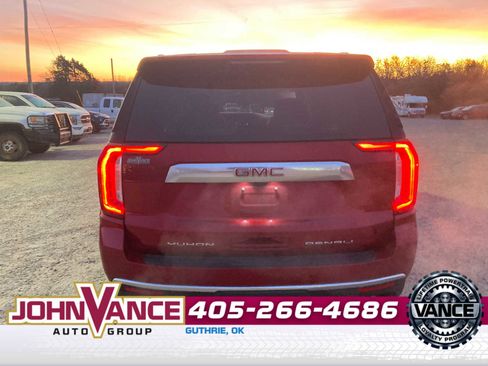 Used 2022 GMC Yukon Denali w/ Denali Ultimate Package image 7