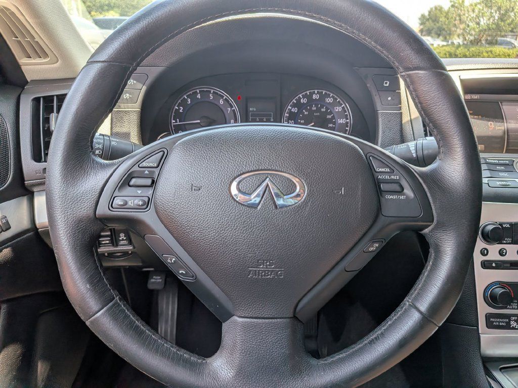 Used 2014 INFINITI Q60 Journey w/ Premium Package RWD image 14