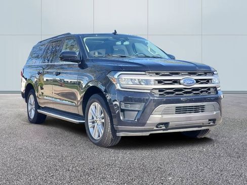 Used 2022 Ford Expedition Max XLT AWD/4WD image 3