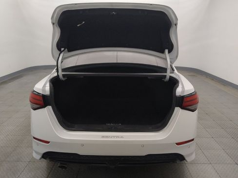 Used 2023 Nissan Sentra SR w/ Midnight Edition Package FWD image 29