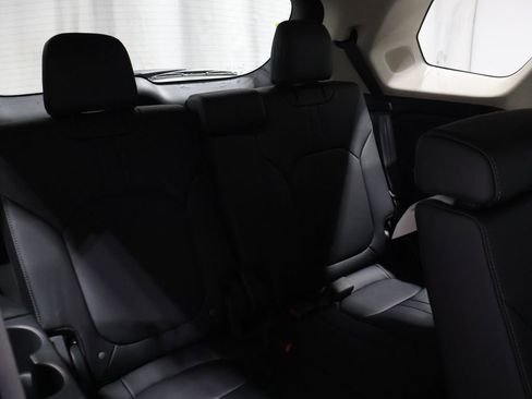 New 2026 Honda Pilot Touring image 17