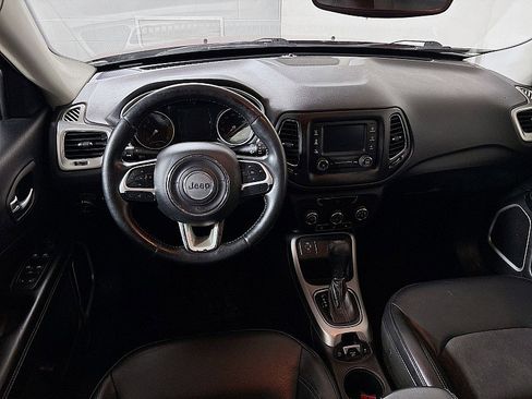 Used 2017 Jeep Compass Latitude w/ Cold Weather Group image 22