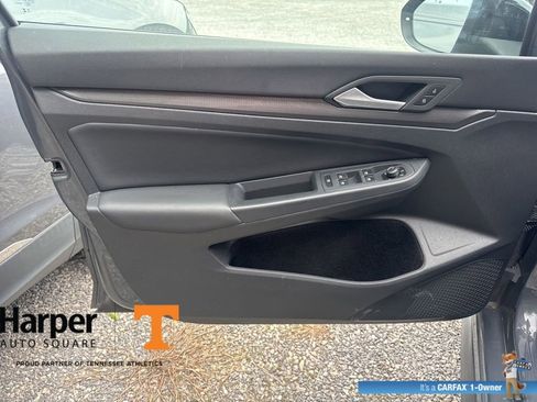 Used 2024 Volkswagen GTI SE FWD image 15
