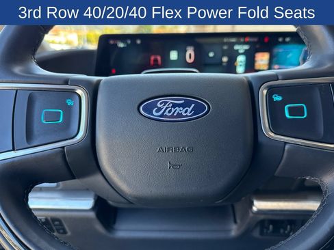 Certified 2025 Ford Expedition Platinum AWD/4WD image 30