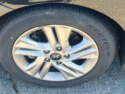 Used 2019 Hyundai Elantra Value Edition w/ Cargo Package FWD image 10