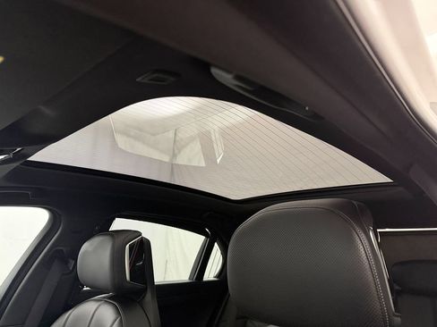 Used 2025 BMW 740i xDrive image 13