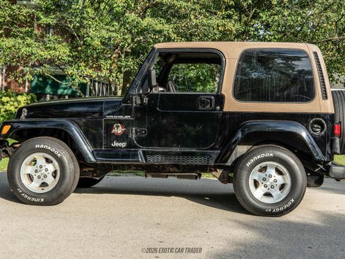 Used 2002 Jeep Wrangler Sahara AWD/4WD image 1