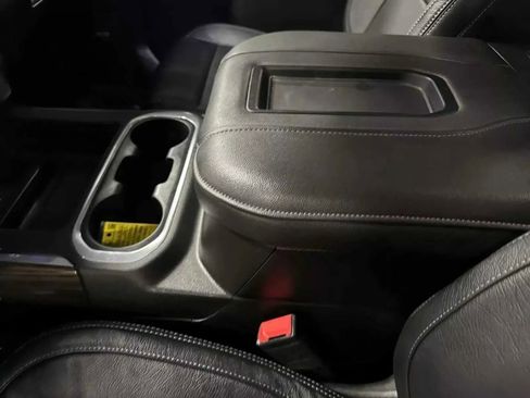 Used 2019 Chevrolet Silverado 1500 LT Trail Boss image 11